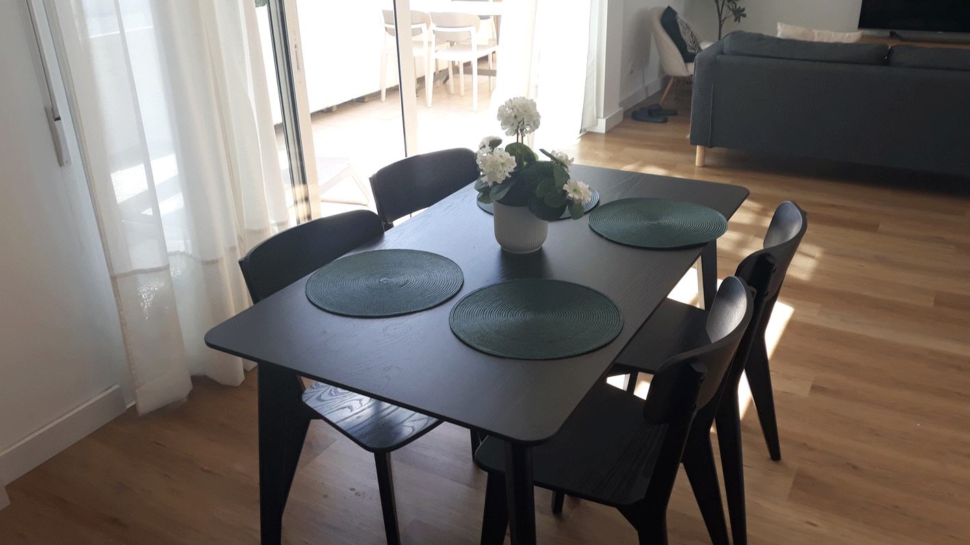 Research.Point SOUTH 1